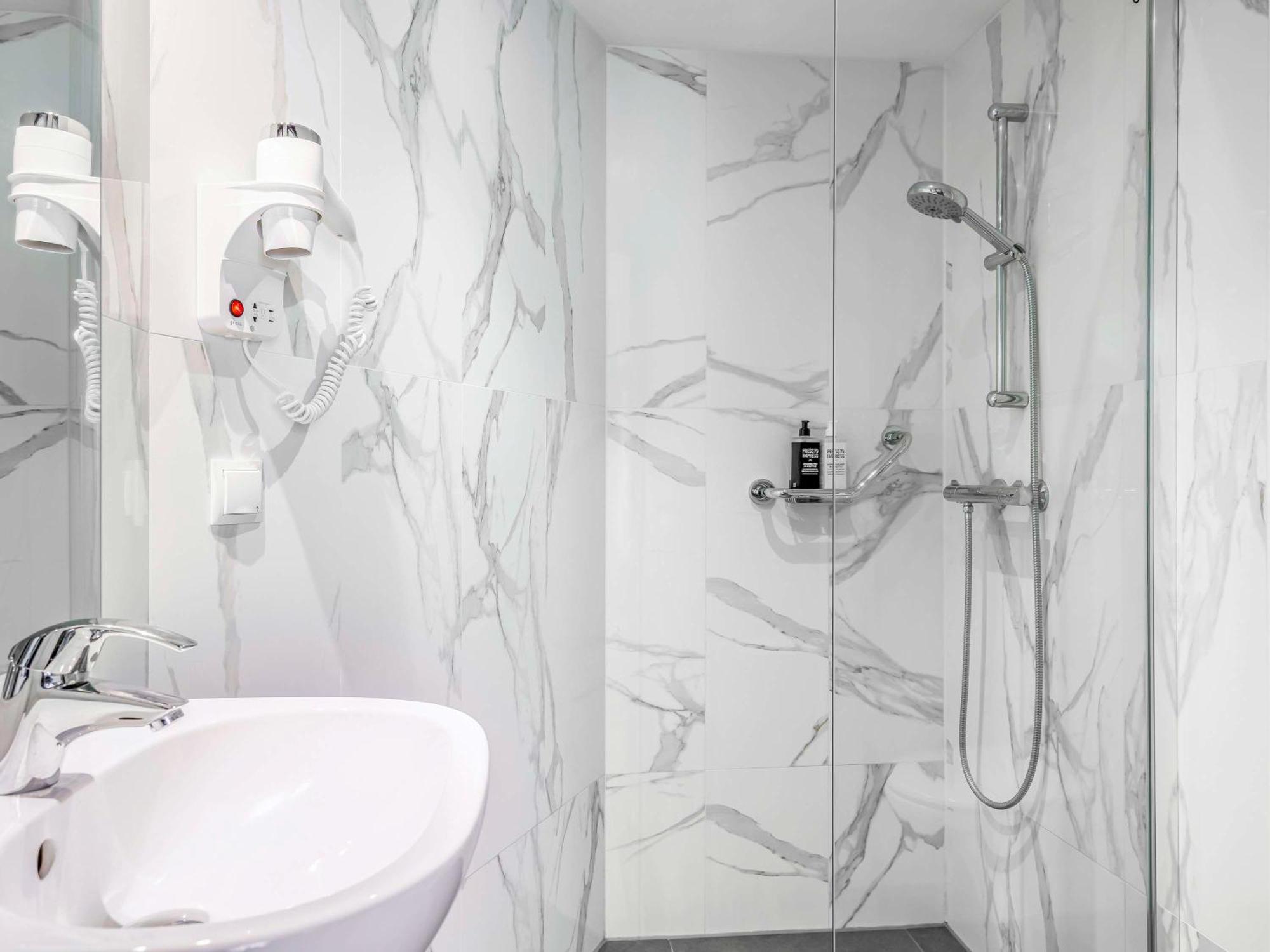 Готель Ibis Styles Amsterdam Amstel Екстер'єр фото